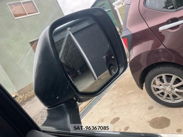 Nissan ELGRAND 2014-03 7326925-24
