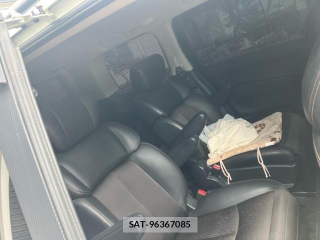 Nissan ELGRAND 2014-03 7326925-8