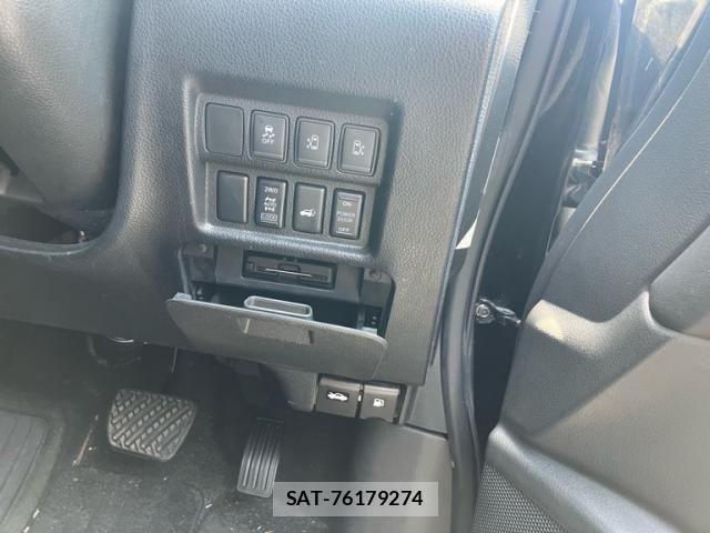 Nissan ELGRAND 2021-09 7392071-9