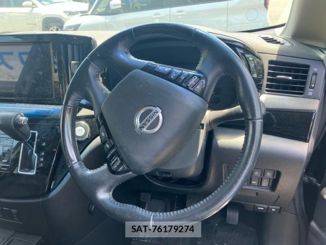 Nissan ELGRAND 2021-09 7392071-8