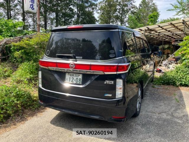 Nissan ELGRAND 2011-08 7454140-2