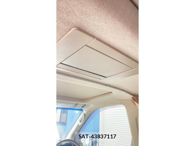 Nissan ELGRAND 2003-04 7454141-24