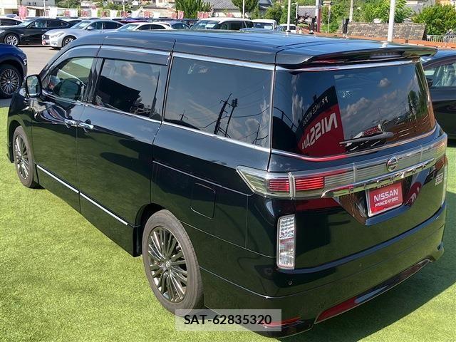 Nissan ELGRAND 2021-07 7500462-15