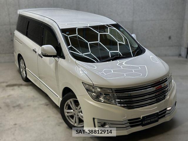 Nissan ELGRAND 2013-10 7616399-11
