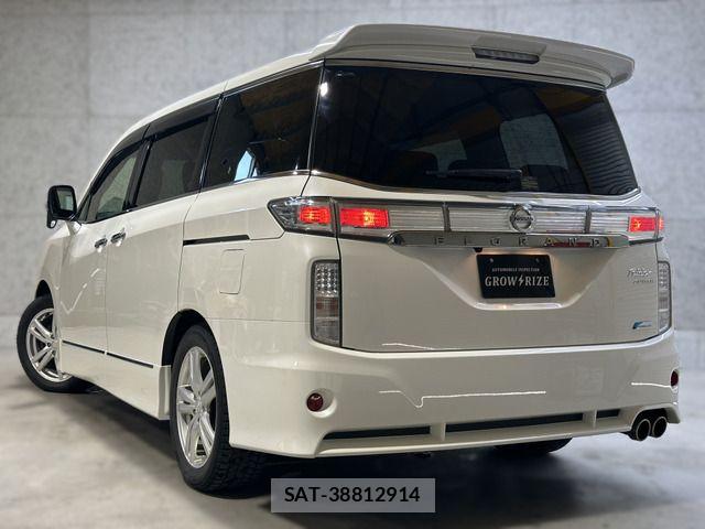 Nissan ELGRAND 2013-10 7616399-4