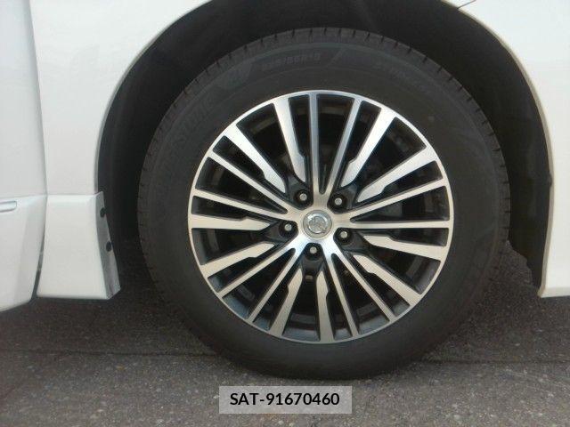 Nissan ELGRAND 2017-03 7616394-7