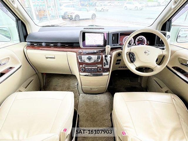 Nissan ELGRAND 2009-09 7616402-1