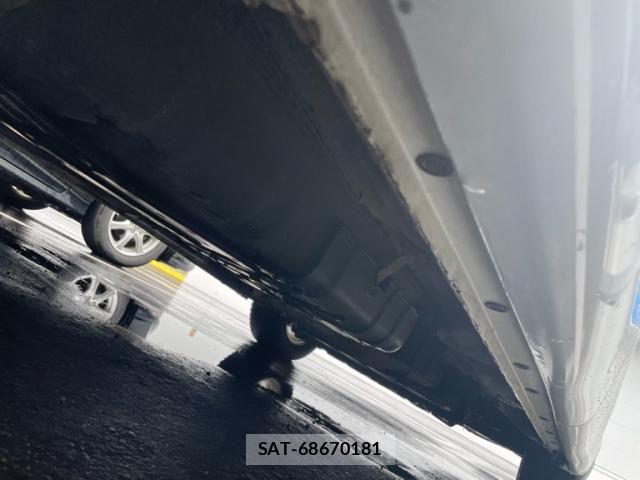 Nissan ELGRAND 2007-09 7616405-9