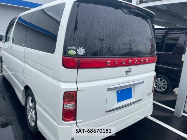 Nissan ELGRAND 2007-09 7616405-5