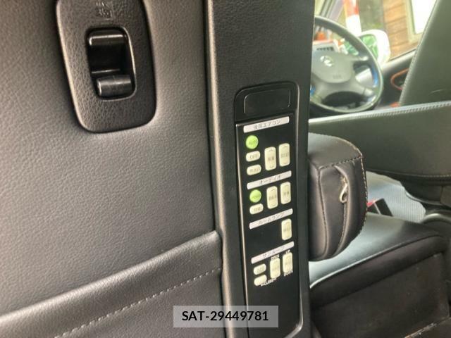 Nissan ELGRAND 2005-08 7616403-12
