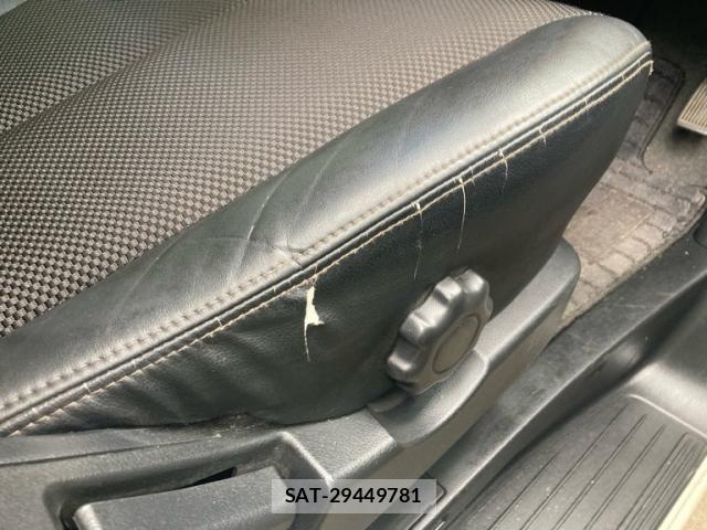 Nissan ELGRAND 2005-08 7616403-16