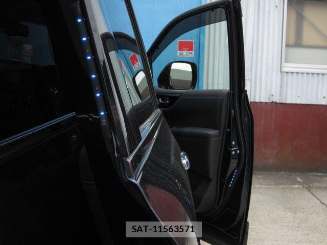 Nissan ELGRAND 2021-08 7723080-22