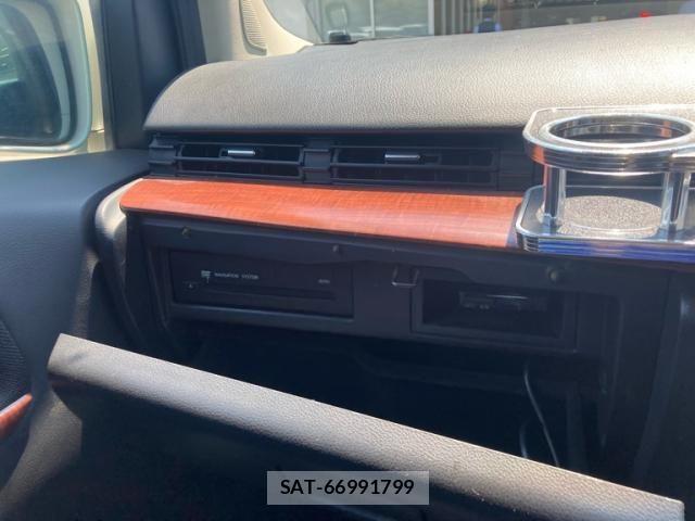 Nissan ELGRAND 2006-12 7723085-24