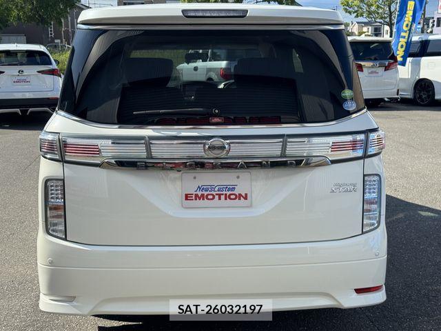 Nissan ELGRAND 2014-04 7723083-9