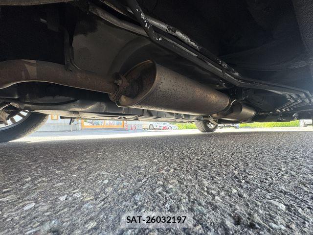 Nissan ELGRAND 2014-04 7723083-26