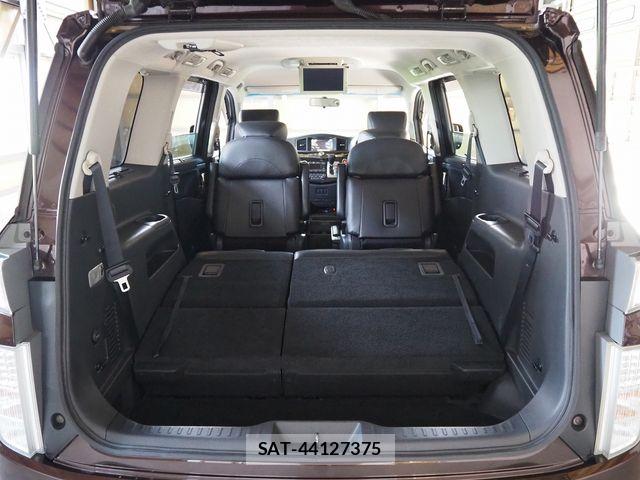 Nissan ELGRAND 2015-05 7784670-11