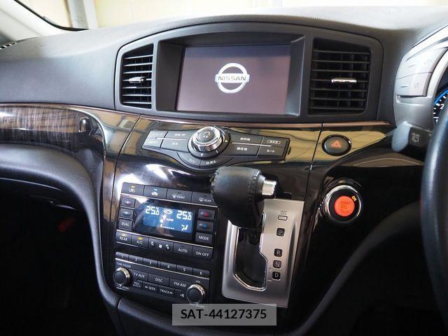 Nissan ELGRAND 2015-05 7784670-12