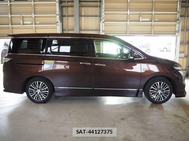 Nissan ELGRAND 2015-05 7784670-20