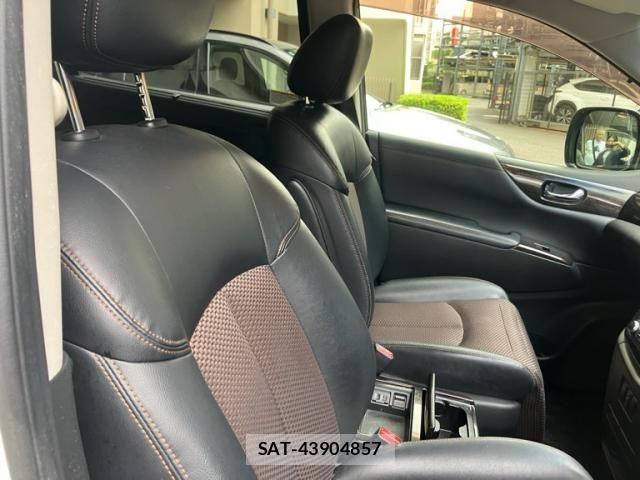 Nissan ELGRAND 2012-03 7876311-10