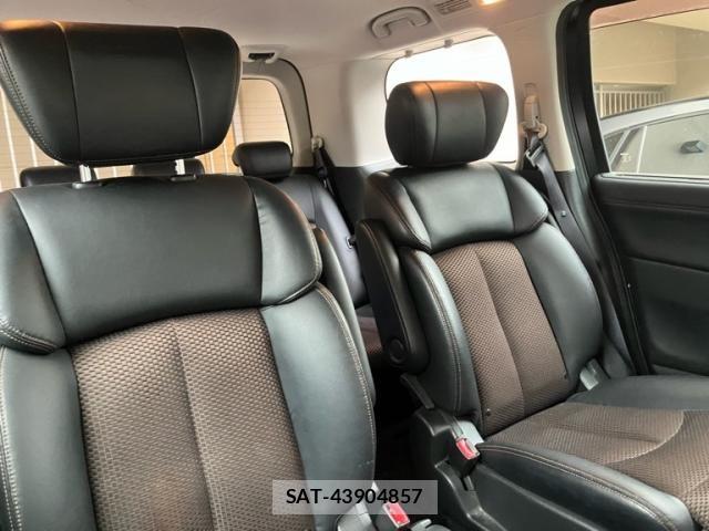 Nissan ELGRAND 2012-03 7876311-12