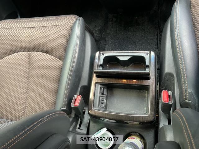 Nissan ELGRAND 2012-03 7876311-15