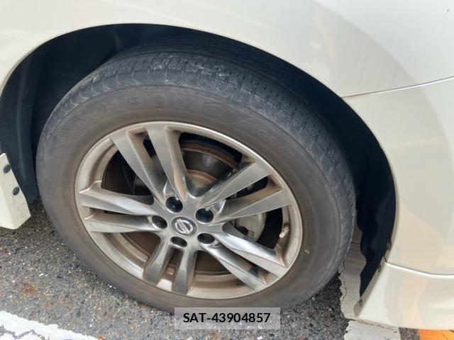Nissan ELGRAND 2012-03 7876311-1