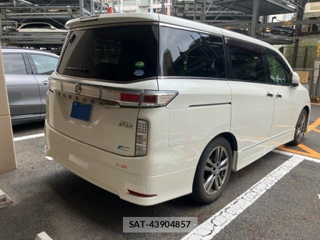 Nissan ELGRAND 2012-03 7876311-3