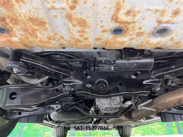 Nissan ELGRAND 2020-03 7876306-19