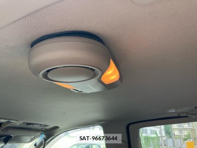 Nissan ELGRAND 2005-12 8035397-14