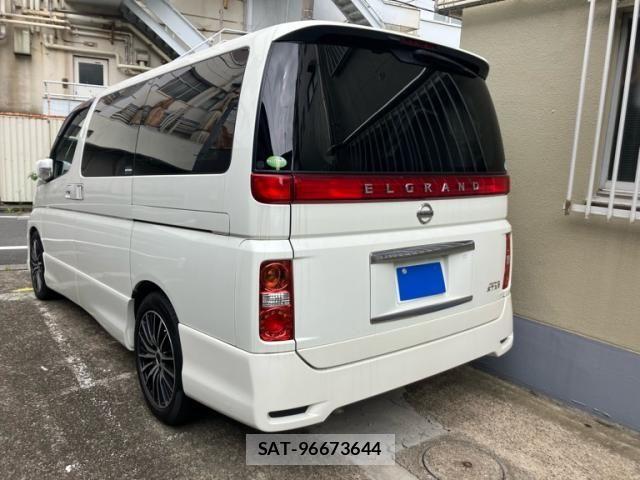 Nissan ELGRAND 2005-12 8035397-1