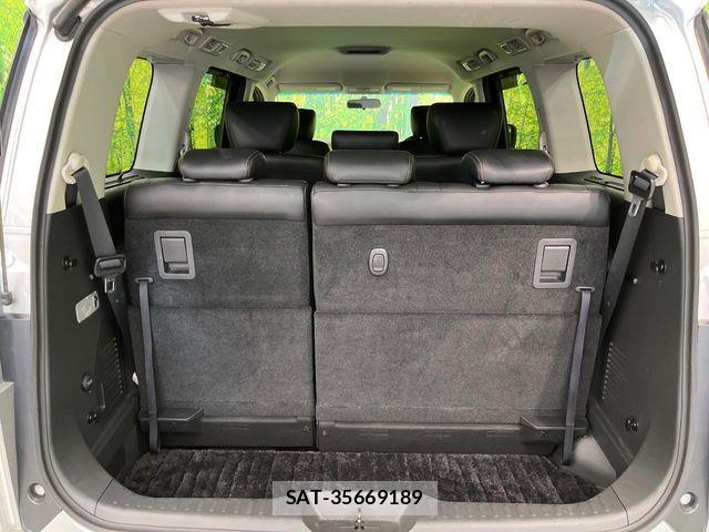 Nissan ELGRAND 2014-04 8035395-10