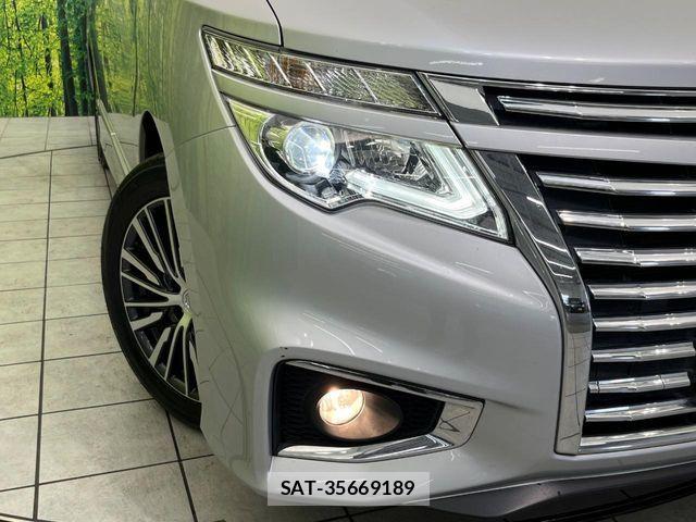 Nissan ELGRAND 2014-04 8035395-12