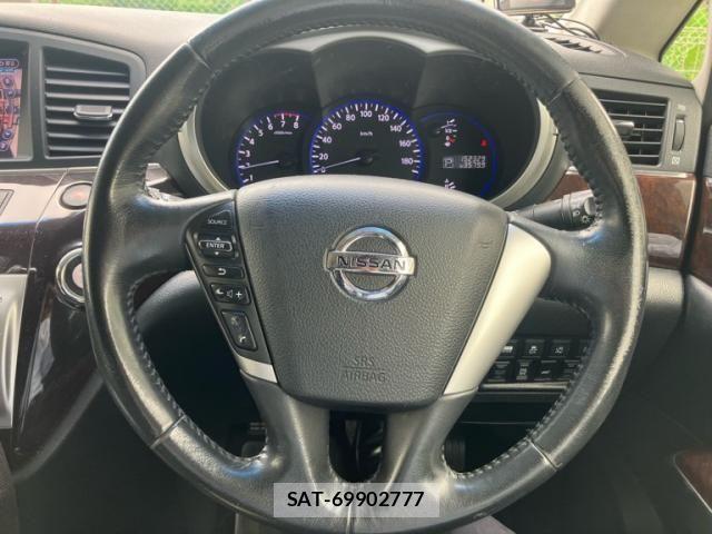 Nissan ELGRAND 2012-08 8073669-12