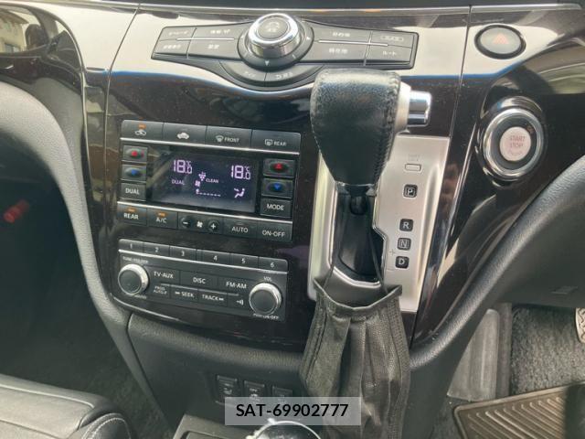 Nissan ELGRAND 2012-08 8073669-16