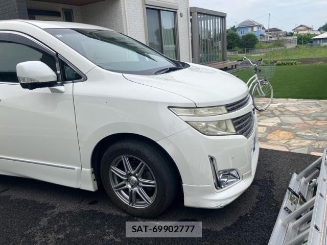 Nissan ELGRAND 2012-08 8073669-1
