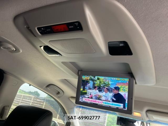 Nissan ELGRAND 2012-08 8073669-22