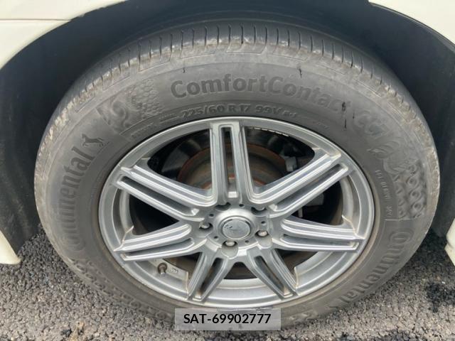 Nissan ELGRAND 2012-08 8073669-6