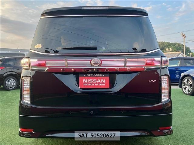 Nissan ELGRAND 2023-10 8099030-19
