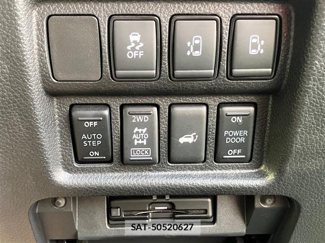 Nissan ELGRAND 2023-10 8099030-7