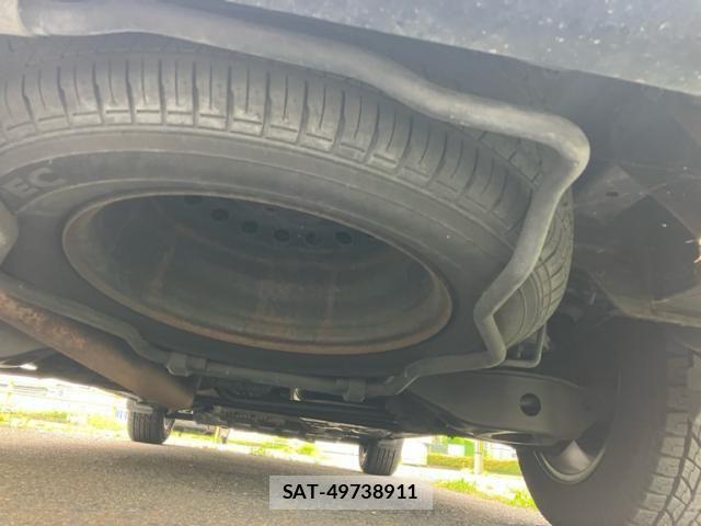Nissan ELGRAND 2005-06 8158373-5