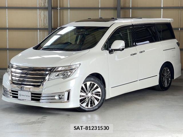 Nissan ELGRAND 2015-07 8207414-0