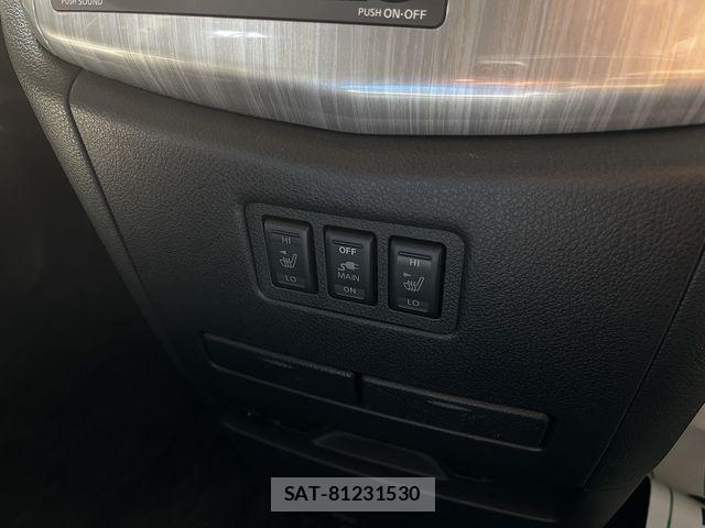 Nissan ELGRAND 2015-07 8207414-15