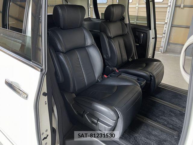 Nissan ELGRAND 2015-07 8207414-23