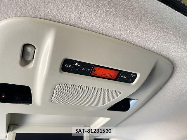Nissan ELGRAND 2015-07 8207414-25