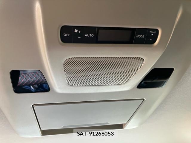 Nissan ELGRAND 2011-03 8207415-15
