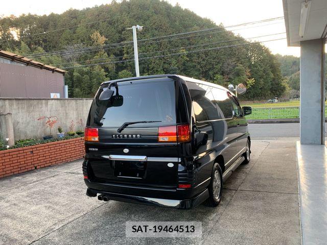 Nissan ELGRAND 1999-07 8229845-4
