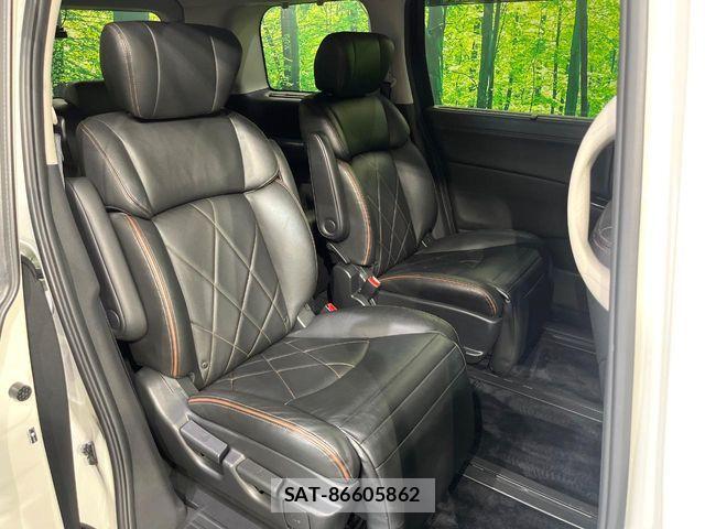Nissan ELGRAND 2015-12 8245145-9