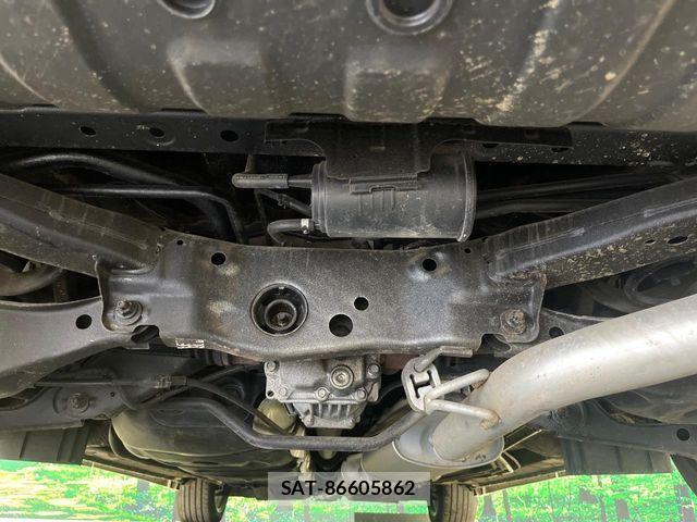 Nissan ELGRAND 2015-12 8245145-19