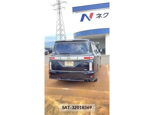 Nissan ELGRAND 2013-09 8245147-1