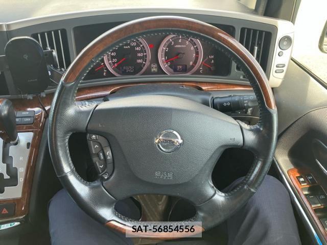 Nissan ELGRAND 2010-04 8314332-18